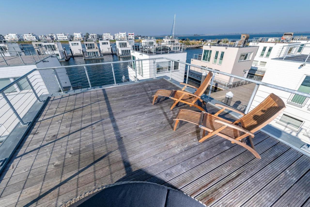 Schwimmendes Haus 10 Grad Ost Villa Olpenitz Exteriör bild
